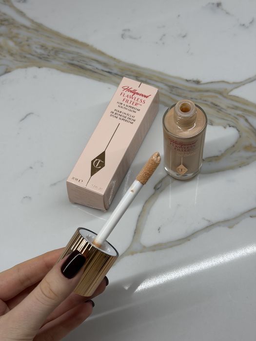 Charlotte Tilbury (база, хайлайтери)