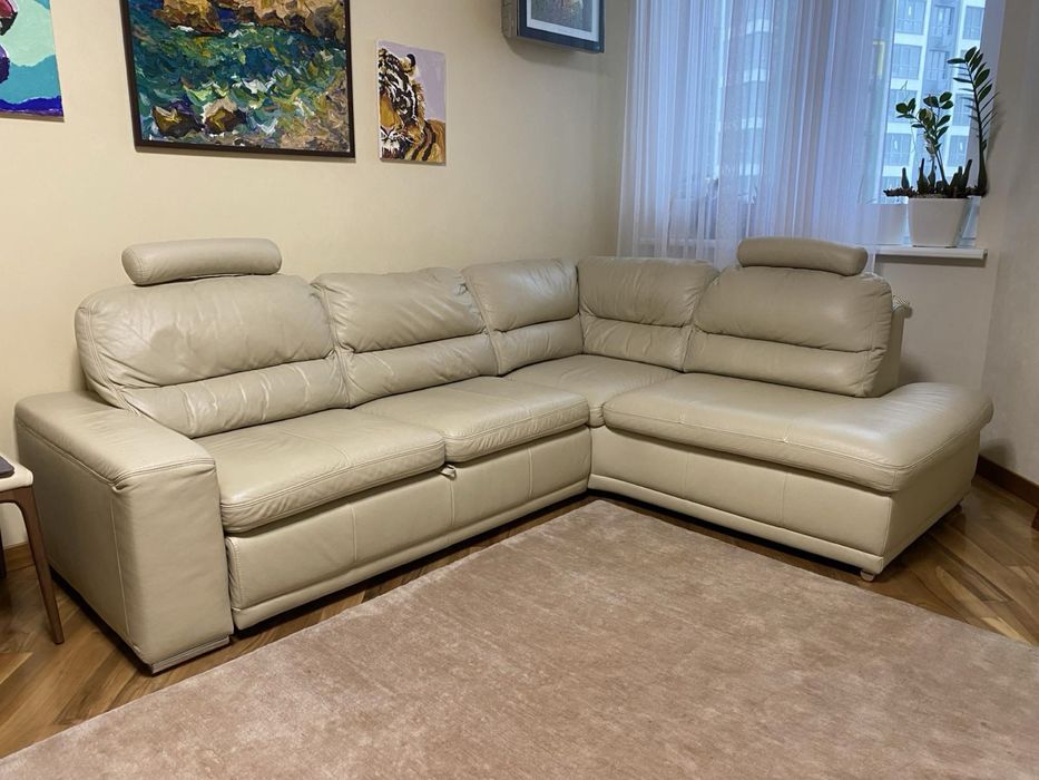 Шкіряний  диван