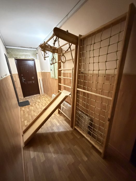 Шведская стенка, дерево