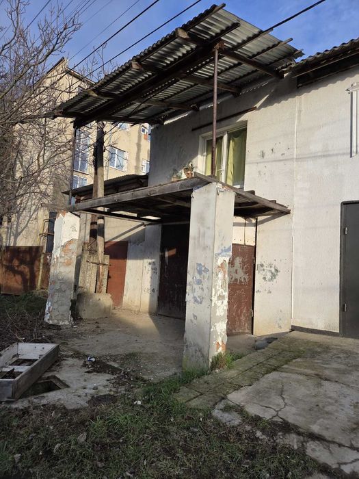 Оренда гаражів..