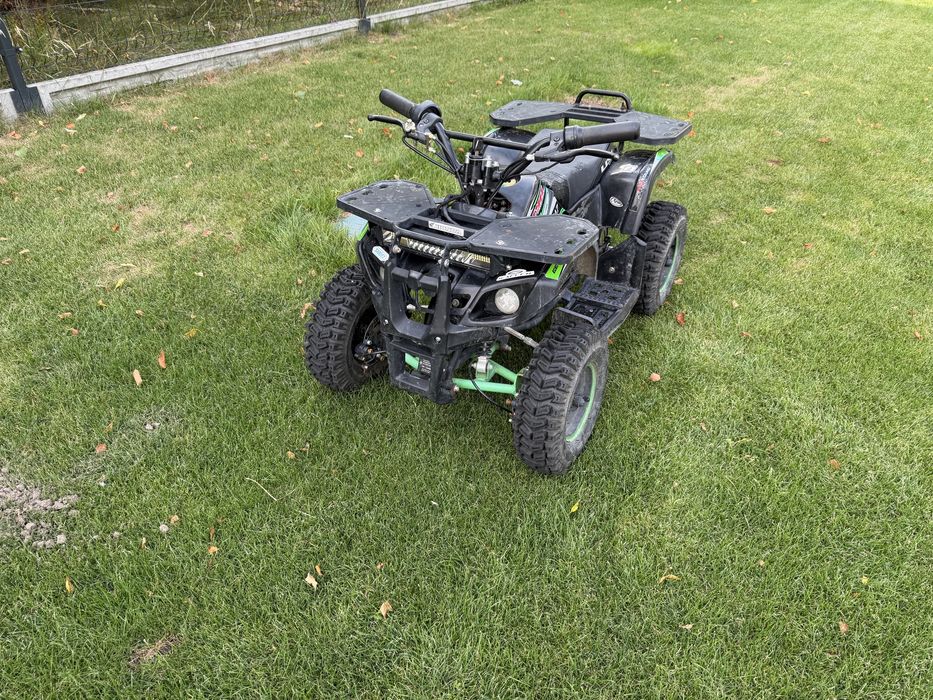 Quad elektrycnzy dla dzieci 36v, 800W , nowe akumulatory, Ledy