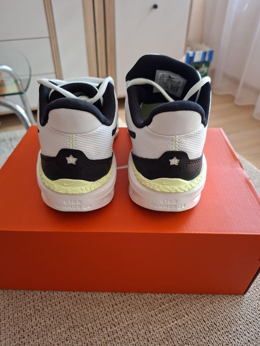 Nike  star  Runner 4 nn