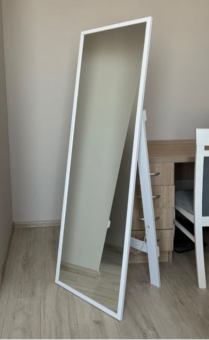 Дзеркало напольне на ніжці, зеркало напольное на ножке