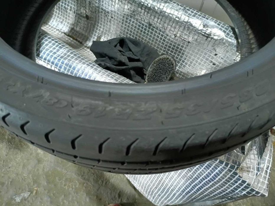 Шини Pirelli 235/35R19. 2шт. Літо 2022р (0236)