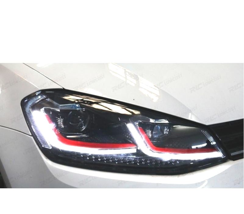 CONJUNTO FARÓIS VW GOLF 7 12-17 LOOK FACELIFT G7.5 GTI INDICADOR DINÂMICO PRETO COM BORDA VERMELHA