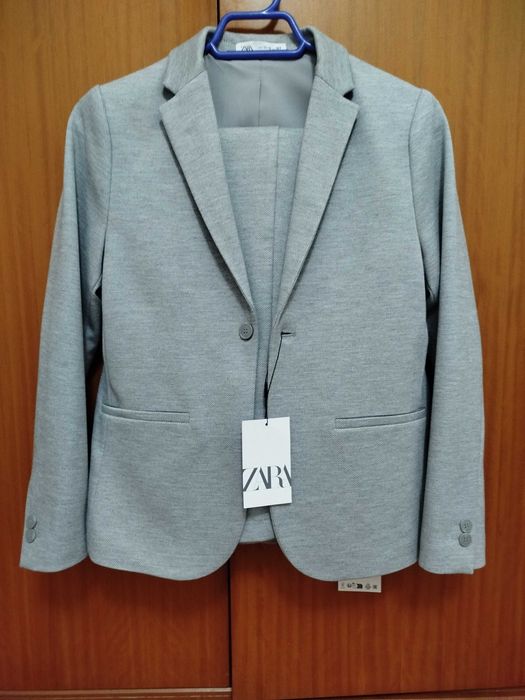 Fato de criança da Zara novo