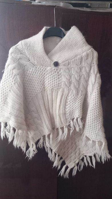 PONCHO  cieplutkie 128/134