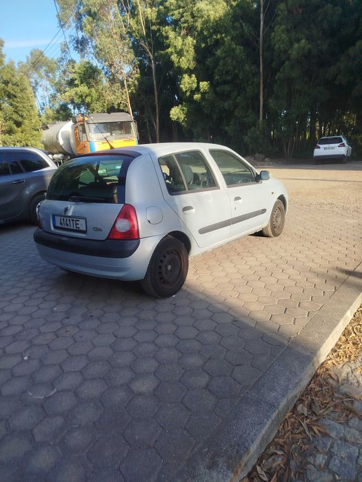 Renault Clio 2002