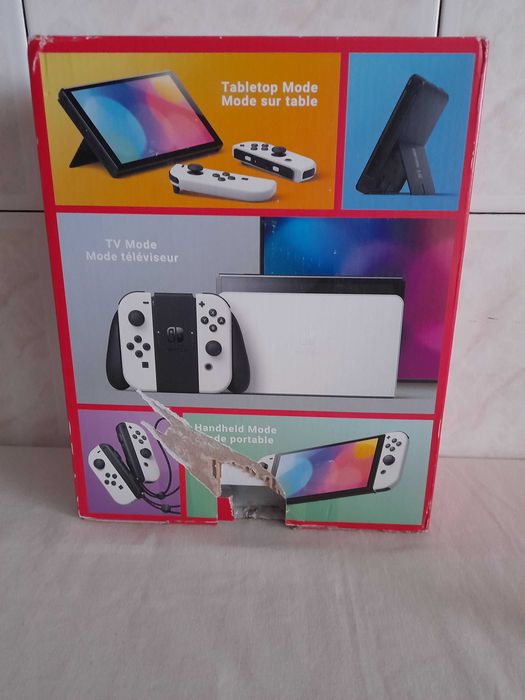 Caixa nintendo switch oled