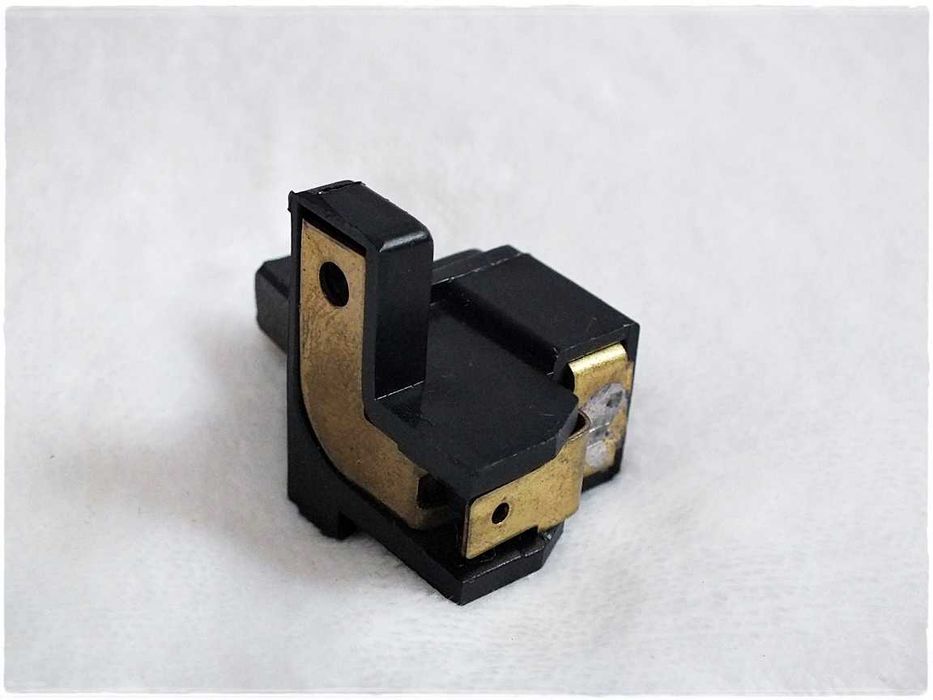 Złoty Szczotkotrzymacz alternatora do Ursus C-330 C-360 C-360-3P
