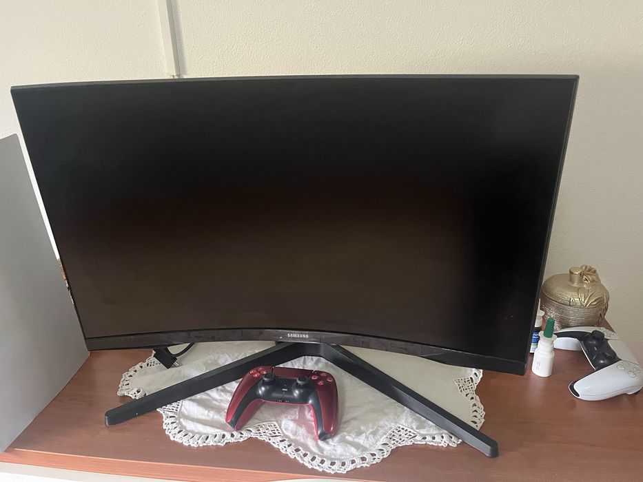 Monitor samsung 2k curvo 144 hz perfeito para gaming