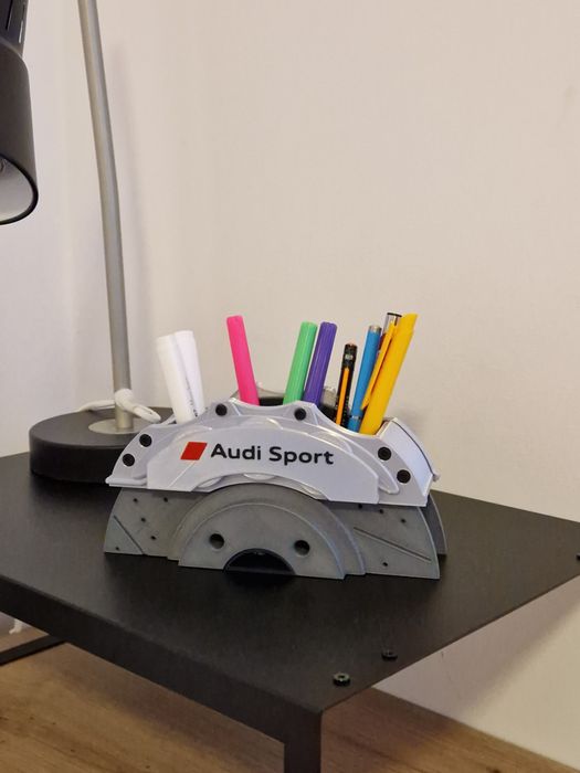 Organizer na biurko Audi zacisk hamulcowy pojemnik na długopisy