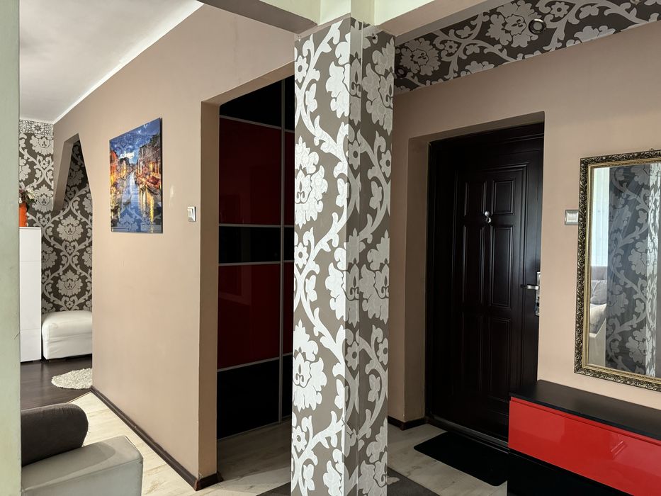 Duża wyposażona kawalerka