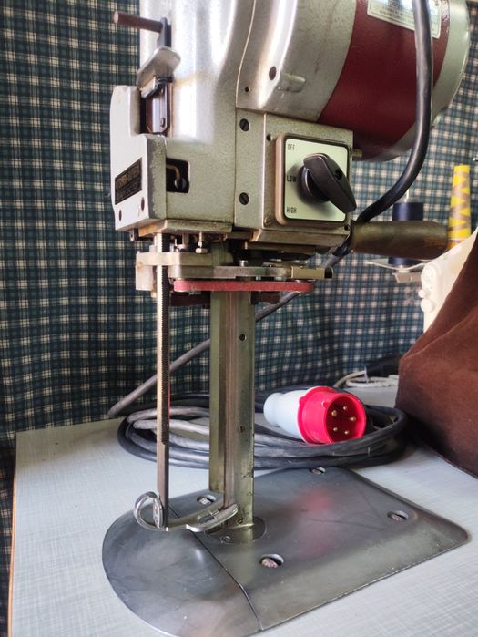 Máquina industrial de corte de tecidos Suprena Constellation KS-840