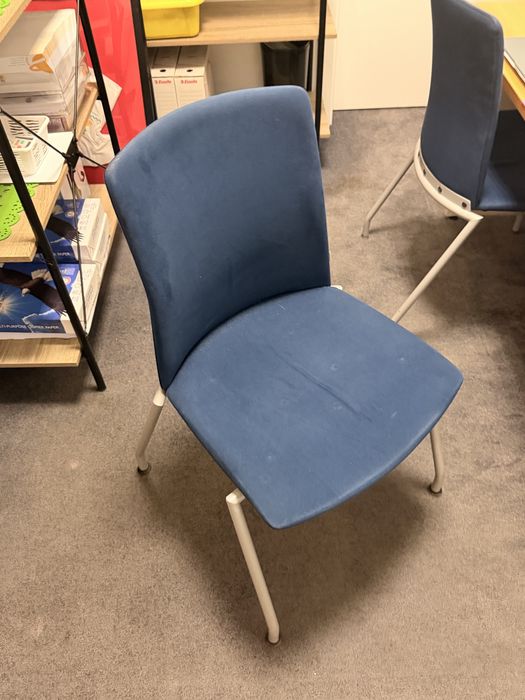 Meble biurowe - szafy, biurko, krzesla ,