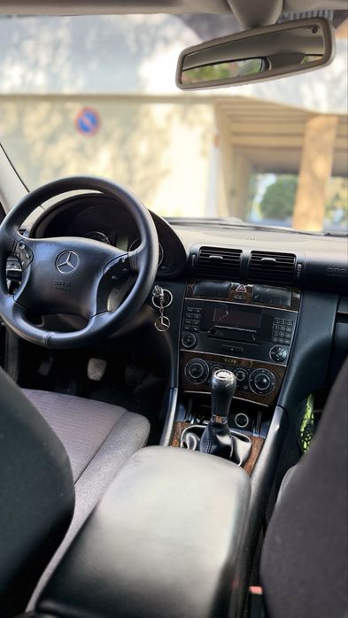 Mercedes C220, gasoleo , 265 mil kms — photo 5