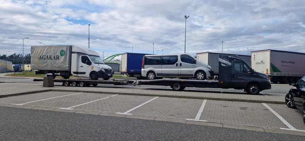 Transport międzynarodowy na lawecie samochodów Niemiec Belgii Holandii