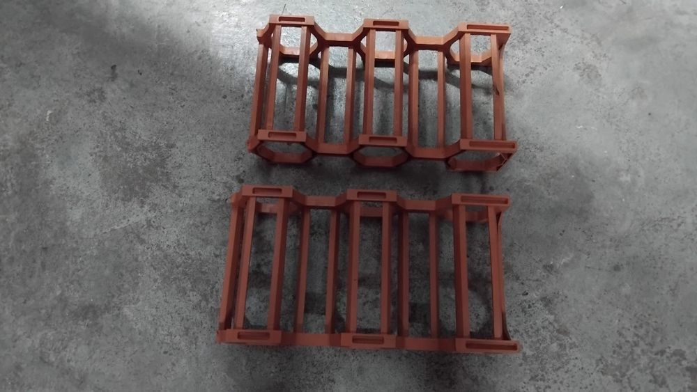 Garrafeira para 8 garrafas