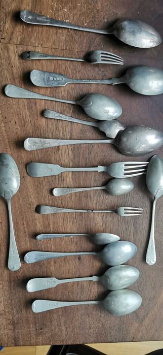 Łyżki widelce stare sztucce
