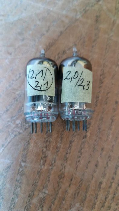 Lampa 6N2P (6Н2П) NOS zamiennik ECC83 Para