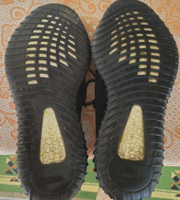 Кроссовки Adidas Yeezy Boost US11