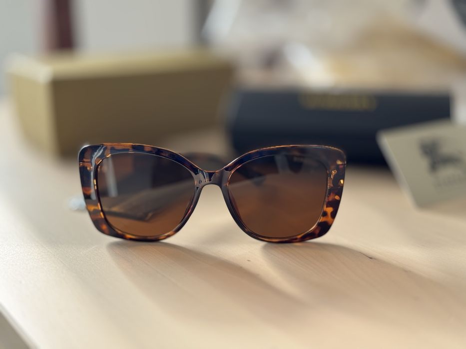 Oculos de sol da Burberry