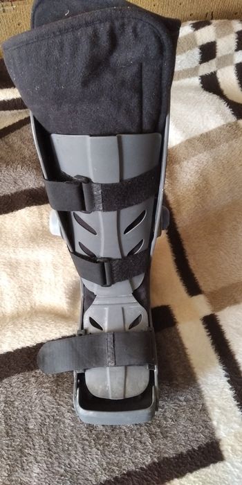 Ортез ортопедический.