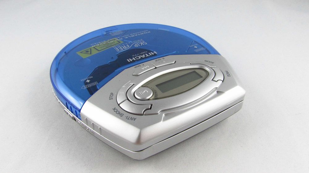HITACHI Personal CD Player & Car Kit Odtwarzacz Discman Walkman DAP772