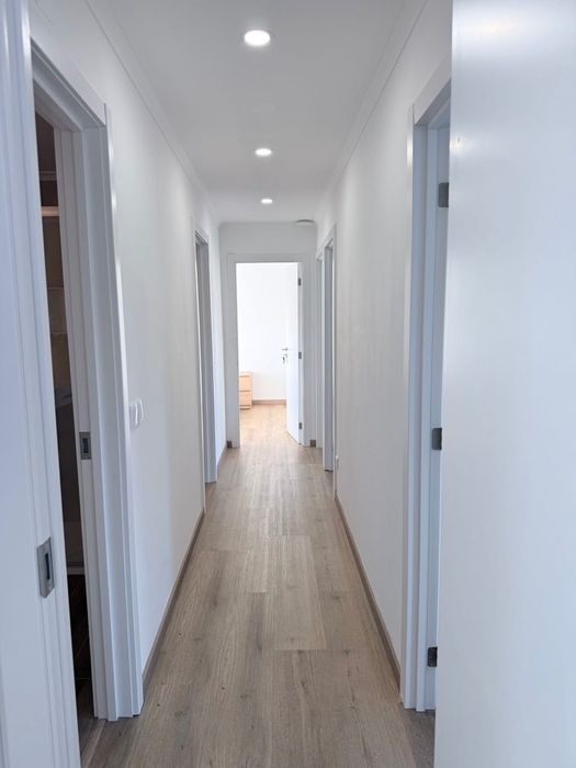 Quarto para 2 pessoas, para arrendar em Rua Cidade da Beira Olivais Sul - Lisboa