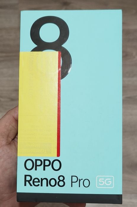OPPO Reno8 Pro 5G – 8 GB RAM / 256 GB – Excelente Estado