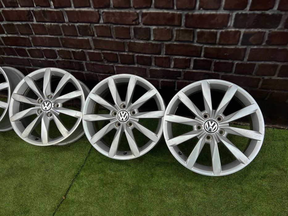 Диски легкосплавні R 17 5/112 6J ET 48 Volkswagen. Фольксваген Ауді.