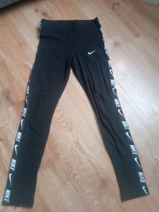 Spodnie długie Nike roz. M