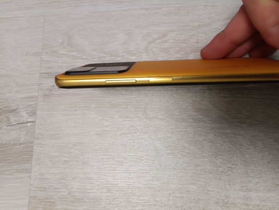 Телефон Poco m4pro 5g