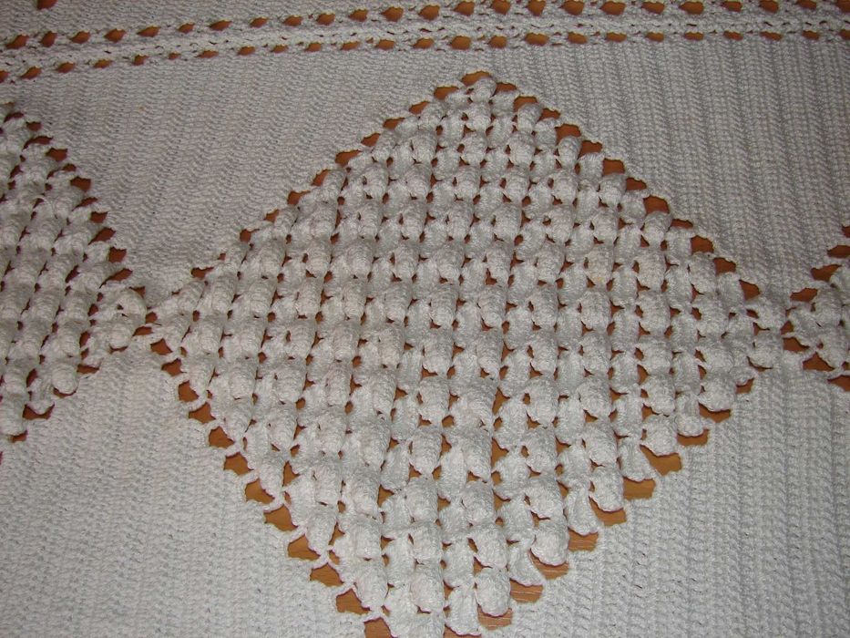 Colcha de Renda Vintage - Feita à mão