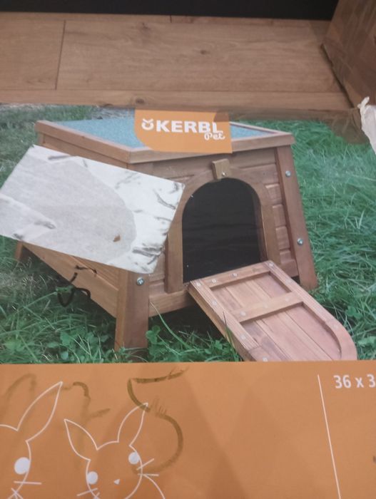 Drewniany domek dla królika lub gryzonia świnka morska szynszyl