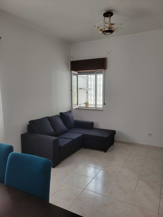 Arrendo apartamento T3 em Lisboa