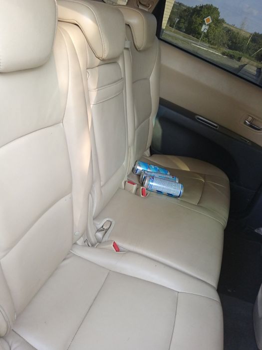 Продам Субару трібеку