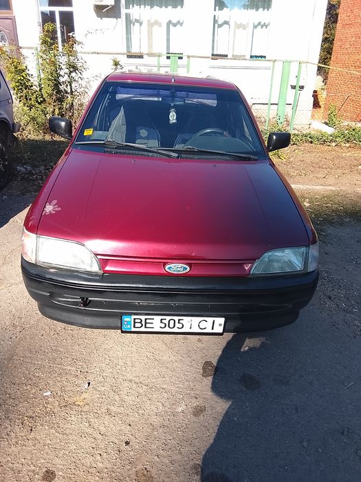 Продаю Ford в нарному стані