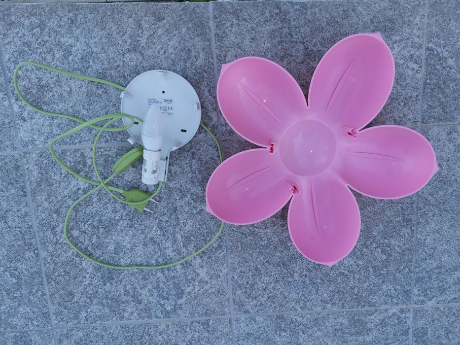 Candeeiro de parede para quarto de criança