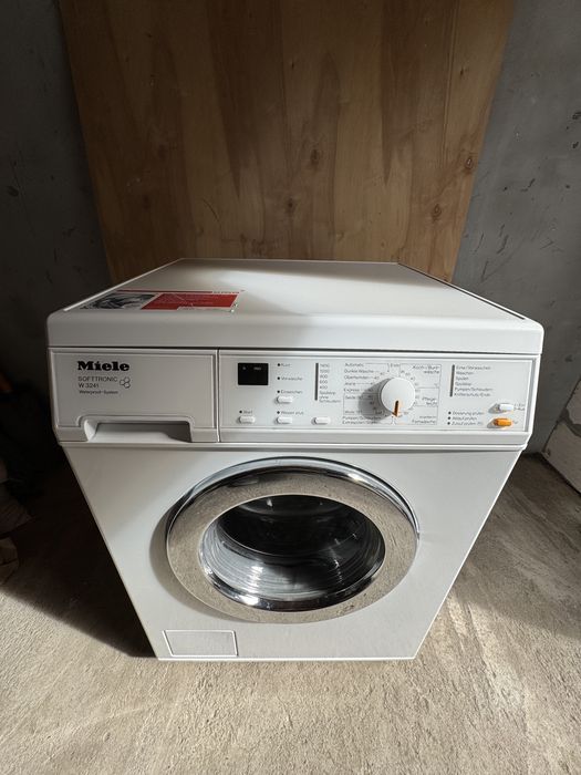 В продаже стиральная машина MIELE