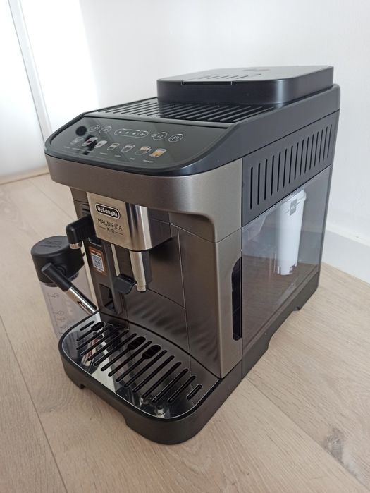 Máquina de café De'Longhi Magnífica Evo