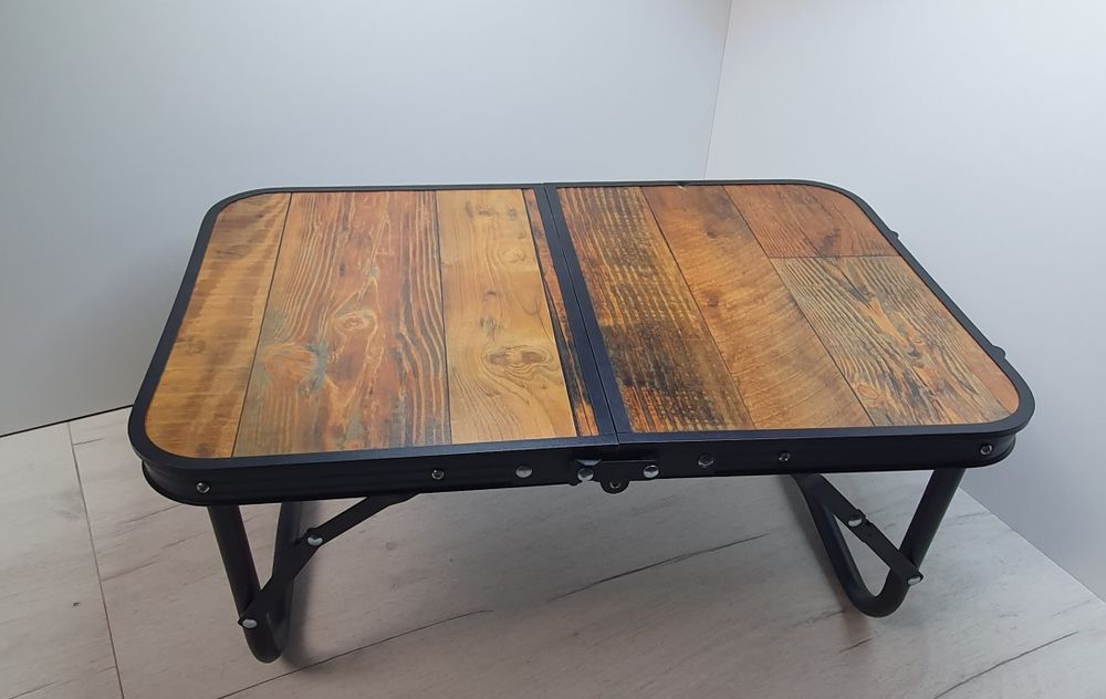 Składany, aluminiowy stół kempingowy