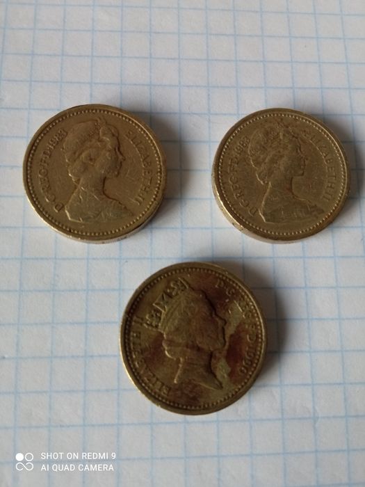 Монети One Pound 1983, 1990 роки