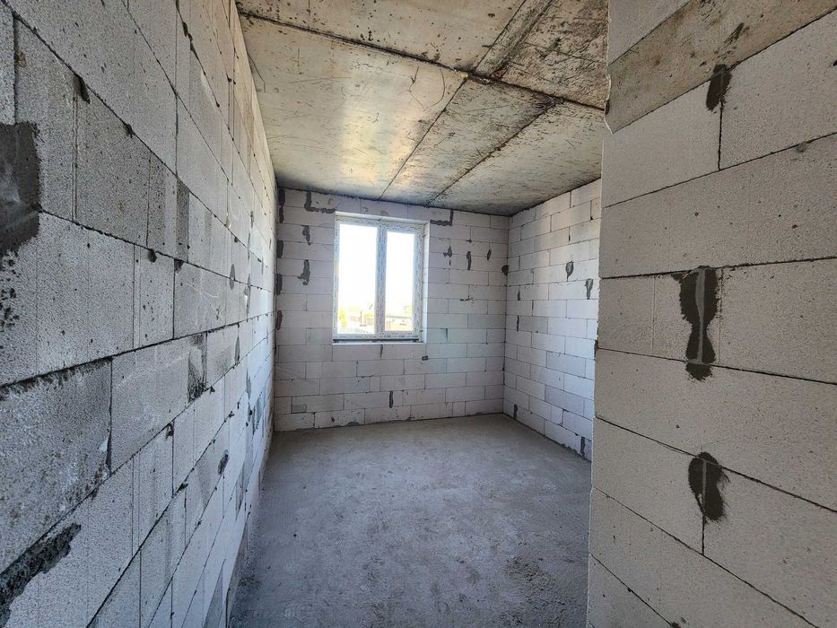 Вітаю! Продам будинок_дуплекс 105м2, від забудовника заводимо газ.