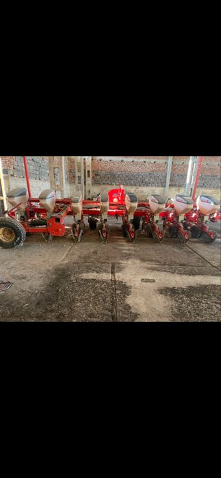 Siewnik do kukurydzy talerzowy sola prosem  8 rzędowy