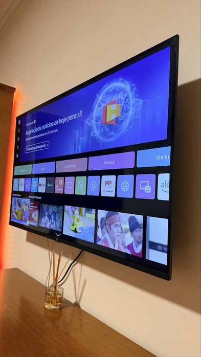 LG 4K UHD 2025 de 43”