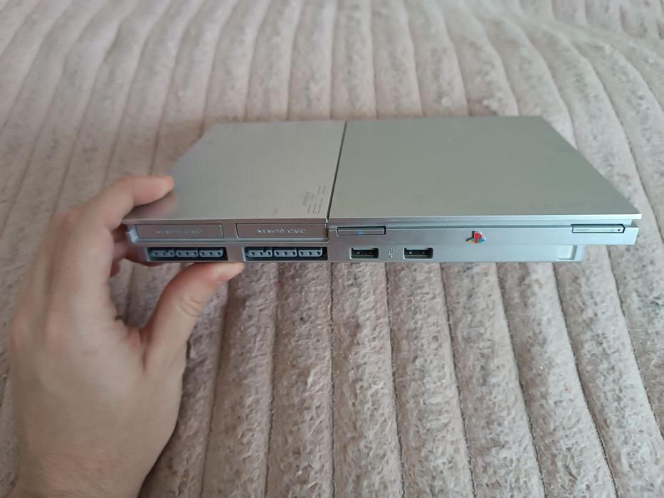 PlayStation 2 Slim