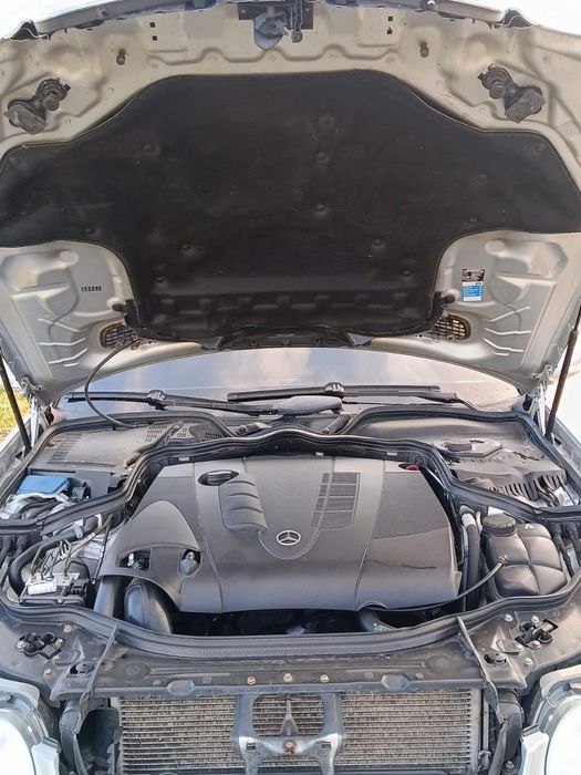 Продам мерседес W211 2.2CDI