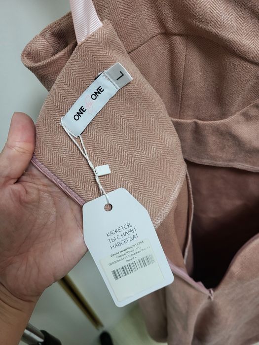 Нова силуетна сукня One by one, розмір Л.