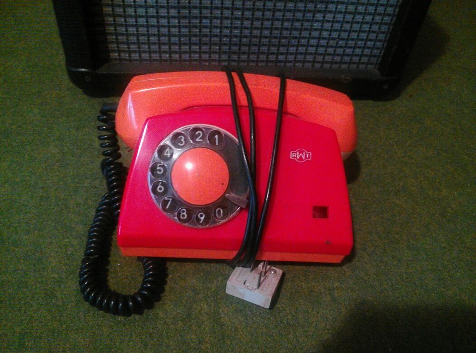 Телефон проводной